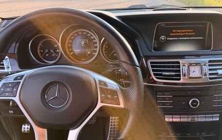 Mercedes-Benz E-Класс, 2015 год, 2 600 000 рублей, 11 фотография