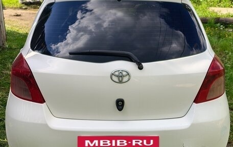 Toyota Vitz, 2005 год, 470 000 рублей, 3 фотография
