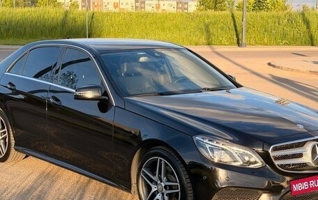 Mercedes-Benz E-Класс, 2015 год, 2 600 000 рублей, 2 фотография