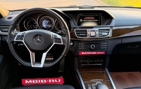 Mercedes-Benz E-Класс, 2015 год, 2 600 000 рублей, 10 фотография