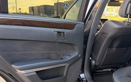 Mercedes-Benz E-Класс, 2015 год, 2 600 000 рублей, 15 фотография