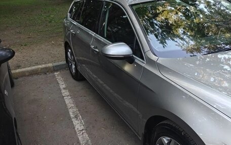 Volkswagen Passat B8 рестайлинг, 2015 год, 1 690 000 рублей, 5 фотография