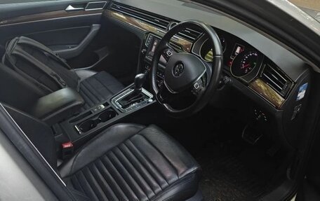 Volkswagen Passat B8 рестайлинг, 2015 год, 1 690 000 рублей, 14 фотография