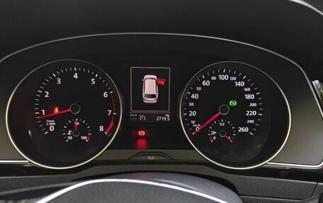 Volkswagen Passat B8 рестайлинг, 2015 год, 1 690 000 рублей, 23 фотография