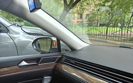 Volkswagen Passat B8 рестайлинг, 2015 год, 1 690 000 рублей, 26 фотография