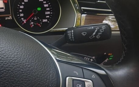 Volkswagen Passat B8 рестайлинг, 2015 год, 1 690 000 рублей, 28 фотография