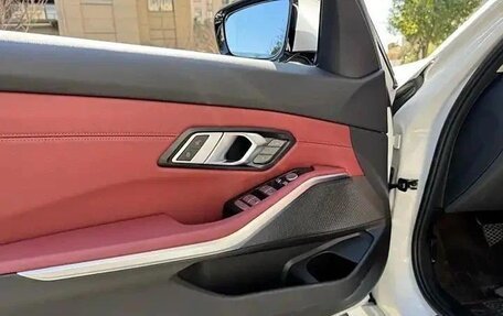 BMW 3 серия, 2023 год, 3 210 000 рублей, 10 фотография