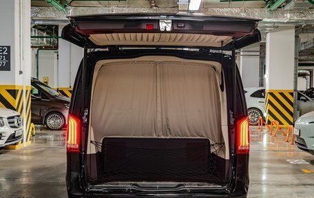 Mercedes-Benz V-Класс, 2023 год, 23 000 000 рублей, 8 фотография