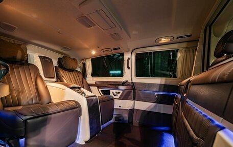 Mercedes-Benz V-Класс, 2023 год, 23 000 000 рублей, 12 фотография