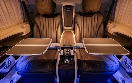 Mercedes-Benz V-Класс, 2023 год, 23 000 000 рублей, 27 фотография