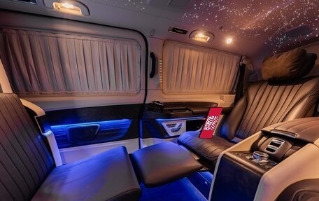 Mercedes-Benz V-Класс, 2023 год, 23 000 000 рублей, 26 фотография