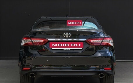 Toyota Camry, 2023 год, 3 670 000 рублей, 5 фотография