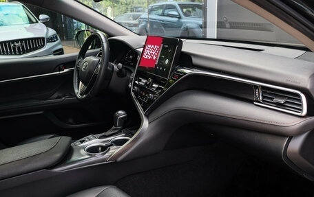 Toyota Camry, 2023 год, 3 670 000 рублей, 8 фотография