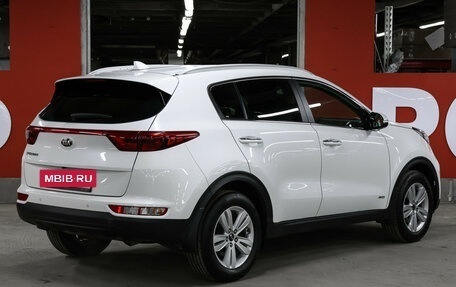 KIA Sportage IV рестайлинг, 2018 год, 2 637 000 рублей, 6 фотография