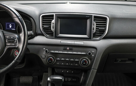 KIA Sportage IV рестайлинг, 2018 год, 2 637 000 рублей, 16 фотография