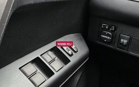 Toyota RAV4, 2017 год, 1 980 000 рублей, 14 фотография