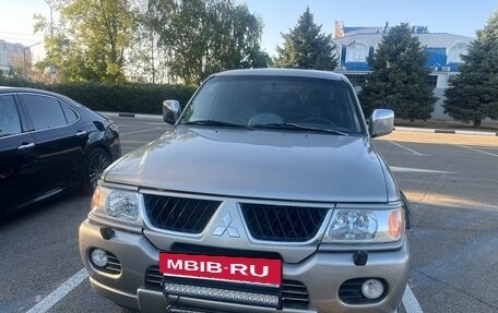 Mitsubishi Pajero Sport II рестайлинг, 2005 год, 950 000 рублей, 4 фотография