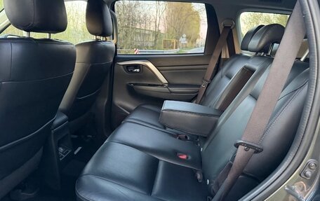 Mitsubishi Pajero Sport III рестайлинг, 2022 год, 2 975 000 рублей, 19 фотография