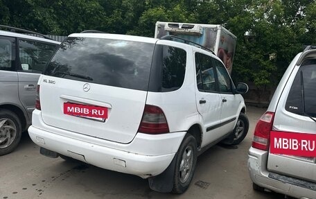 Mercedes-Benz M-Класс, 1999 год, 270 000 рублей, 4 фотография