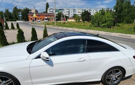 Mercedes-Benz E-Класс, 2015 год, 2 380 000 рублей, 3 фотография