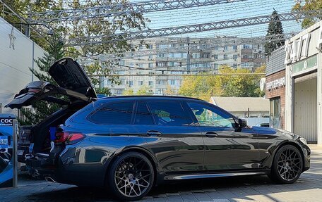 BMW 5 серия, 2020 год, 4 990 000 рублей, 4 фотография