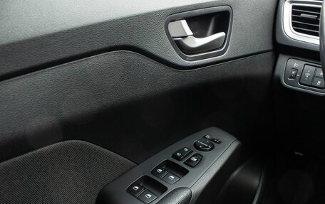 Hyundai Solaris II рестайлинг, 2019 год, 1 380 000 рублей, 20 фотография