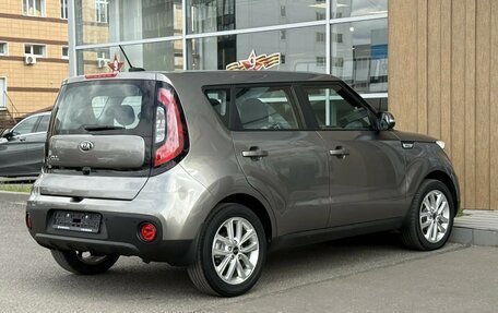 KIA Soul II рестайлинг, 2019 год, 1 750 000 рублей, 6 фотография