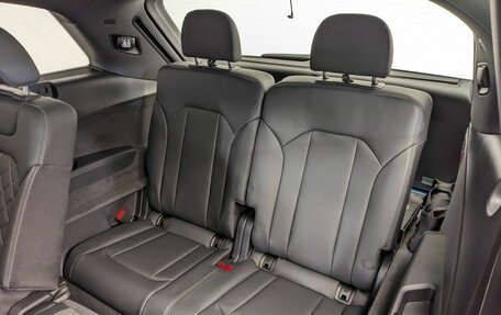 Audi Q7, 2025 год, 13 200 000 рублей, 15 фотография