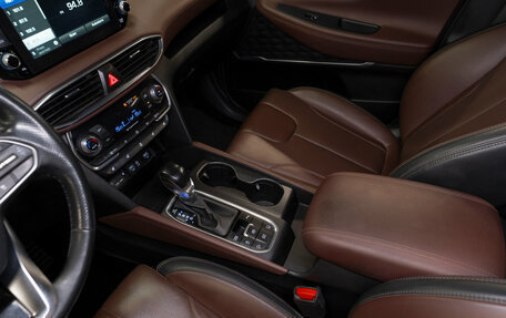 Hyundai Santa Fe IV, 2019 год, 2 750 000 рублей, 23 фотография