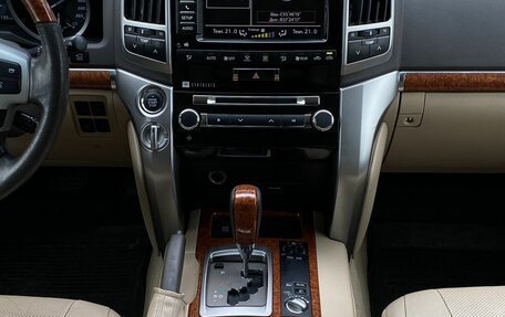 Toyota Land Cruiser 200, 2012 год, 3 199 000 рублей, 14 фотография