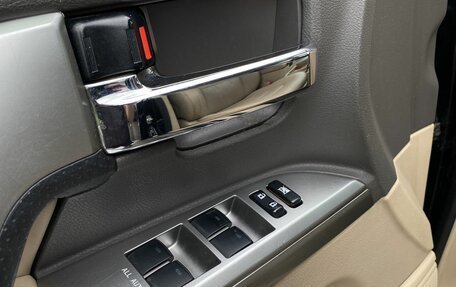 Toyota Land Cruiser 200, 2012 год, 3 199 000 рублей, 21 фотография