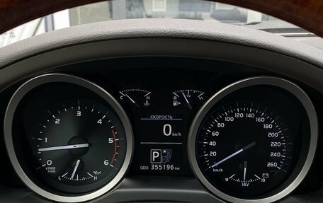 Toyota Land Cruiser 200, 2012 год, 3 199 000 рублей, 30 фотография