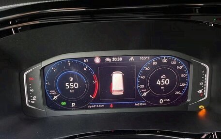 Volkswagen Multivan T6 рестайлинг, 2023 год, 4 560 000 рублей, 13 фотография