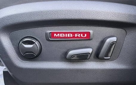Volkswagen Multivan T6 рестайлинг, 2023 год, 4 560 000 рублей, 27 фотография