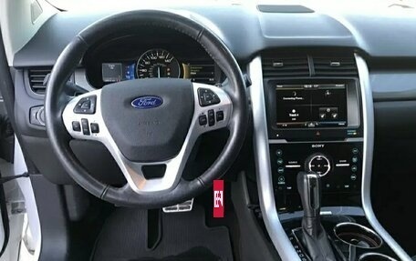 Ford Edge II рестайлинг, 2011 год, 1 900 000 рублей, 16 фотография