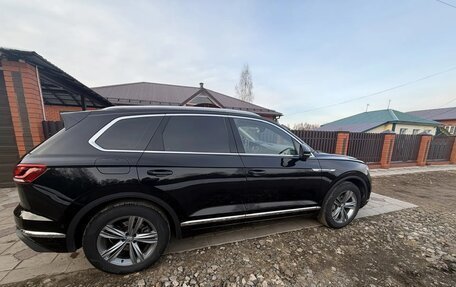 Volkswagen Touareg III, 2020 год, 4 690 000 рублей, 5 фотография