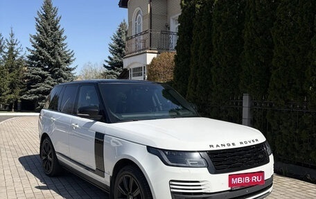 Land Rover Range Rover IV рестайлинг, 2018 год, 5 900 000 рублей, 2 фотография