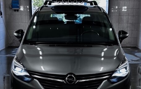 Opel Zafira C рестайлинг, 2019 год, 1 900 000 рублей, 1 фотография