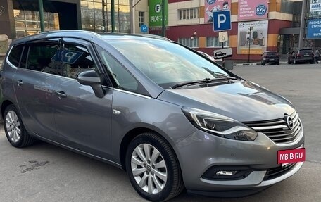 Opel Zafira C рестайлинг, 2019 год, 1 900 000 рублей, 14 фотография