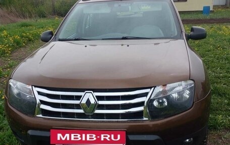 Renault Duster I рестайлинг, 2012 год, 899 000 рублей, 2 фотография