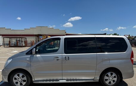 Hyundai Grand Starex Grand Starex I рестайлинг 2, 2016 год, 2 620 000 рублей, 4 фотография