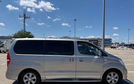 Hyundai Grand Starex Grand Starex I рестайлинг 2, 2016 год, 2 620 000 рублей, 7 фотография