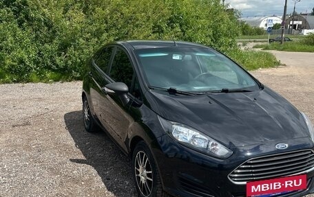 Ford Fiesta, 2015 год, 850 000 рублей, 6 фотография