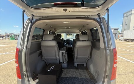 Hyundai Grand Starex Grand Starex I рестайлинг 2, 2016 год, 2 620 000 рублей, 20 фотография