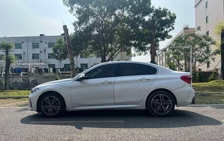 BMW 1 серия, 2023 год, 1 480 000 рублей, 6 фотография