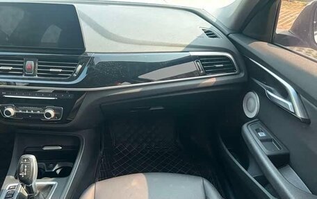 BMW 1 серия, 2023 год, 1 480 000 рублей, 13 фотография