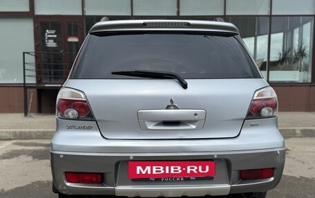 Mitsubishi Outlander III рестайлинг 3, 2004 год, 699 000 рублей, 4 фотография