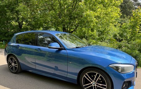 BMW 1 серия, 2018 год, 1 900 000 рублей, 7 фотография