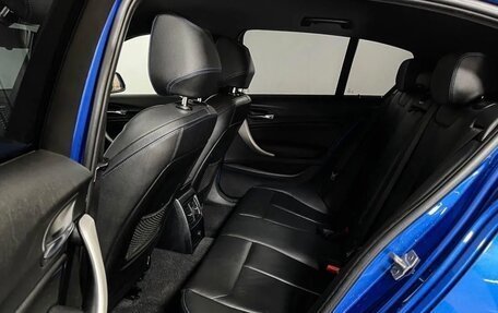BMW 1 серия, 2018 год, 1 900 000 рублей, 24 фотография