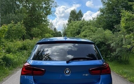 BMW 1 серия, 2018 год, 1 900 000 рублей, 18 фотография
